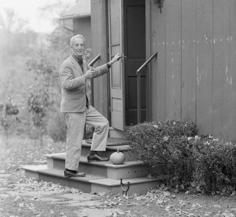 Norman Rockwell entering his Studio - Collections