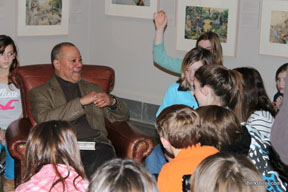 Jerry Pinkney and students. Photo by Nichole Dupont.