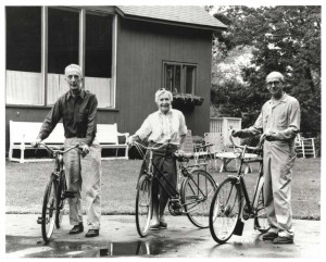 Photo of Norman and Molly Rockwell, and friend Doug McGregor. Photo by Louie Lamone, 1971. Norman Rockwell Museum Digital Collections. ©NRELC: Niles, IL.