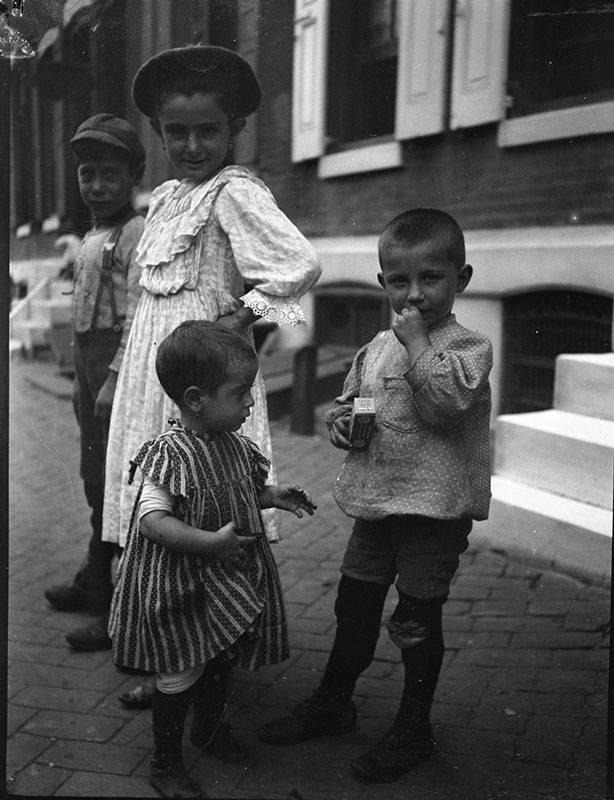 Immigrant children playing on the streets of Philadelphia